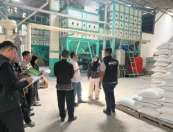 Satgas Pangan Polres dan TPID Bojonegoro Sidak Distributor Beras