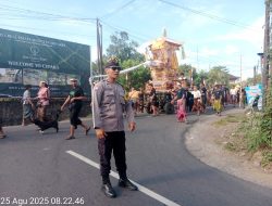 Bhabin Desa Cepaka Atensi Giat Pengabenan Almarhum I Nengah Kinia