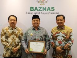 Bupati Warsubi dan Baznas Jombang Raih 2 Penghargaan di Ajang Baznas Award 2025
