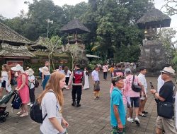 Pantau Kunjungan Wisatawan, Pawas Bersama Anggota Sambangi Obyek Desa Wisata Penglipuran