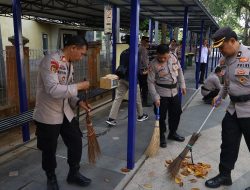 Polres Bandara Ngurah Rai Gelar Bakti Sosial di Dua Masjid, Peringati Maulid Nabi Muhammad SAW