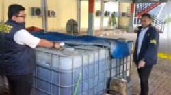 Pelaku Penimbunan BBM Solar Subsidi dan barang bukti (BB) 8.000 Liter diamankan Polres Gresik